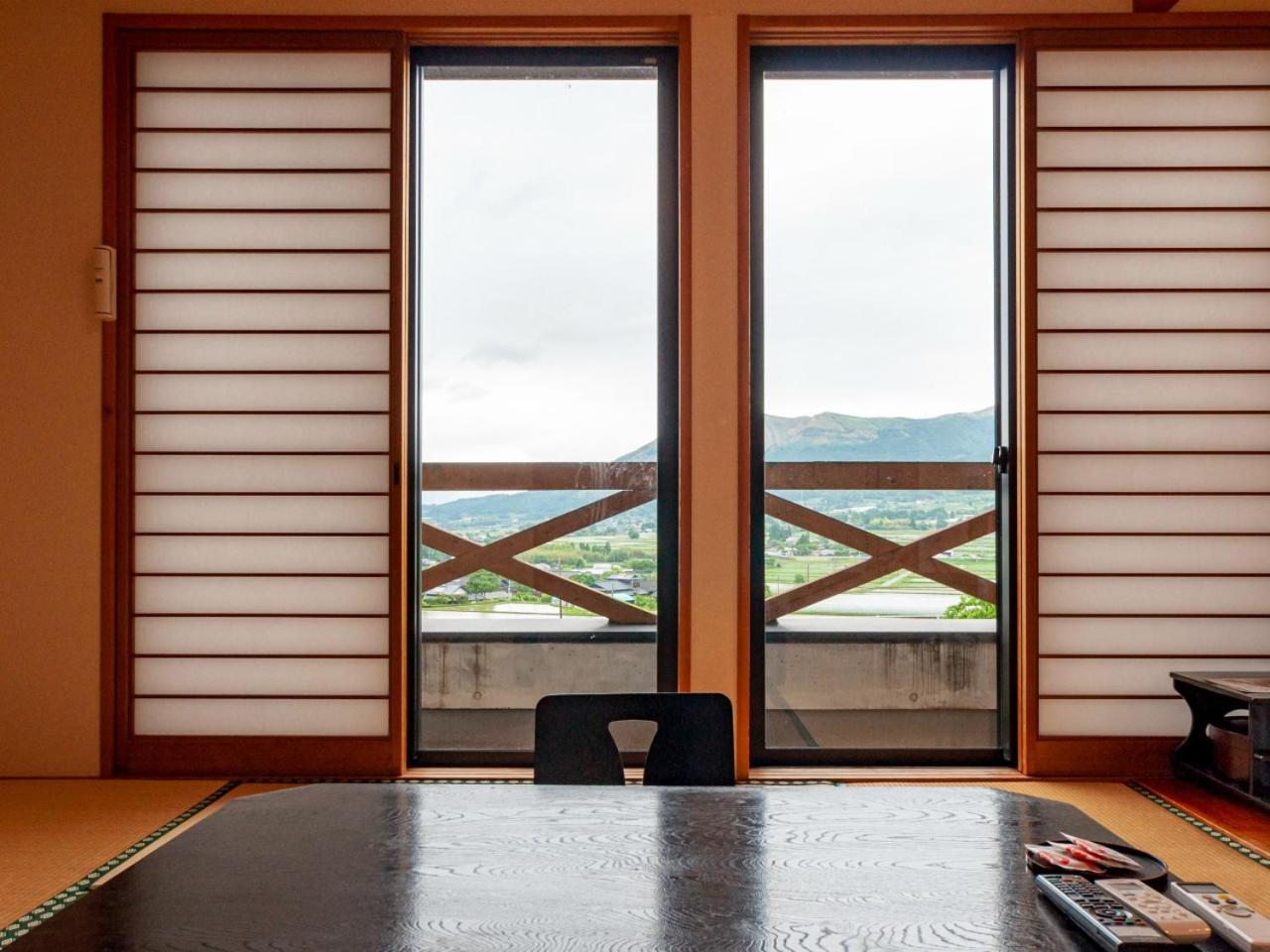 Shikino Mori Hotel Асо Екстериор снимка