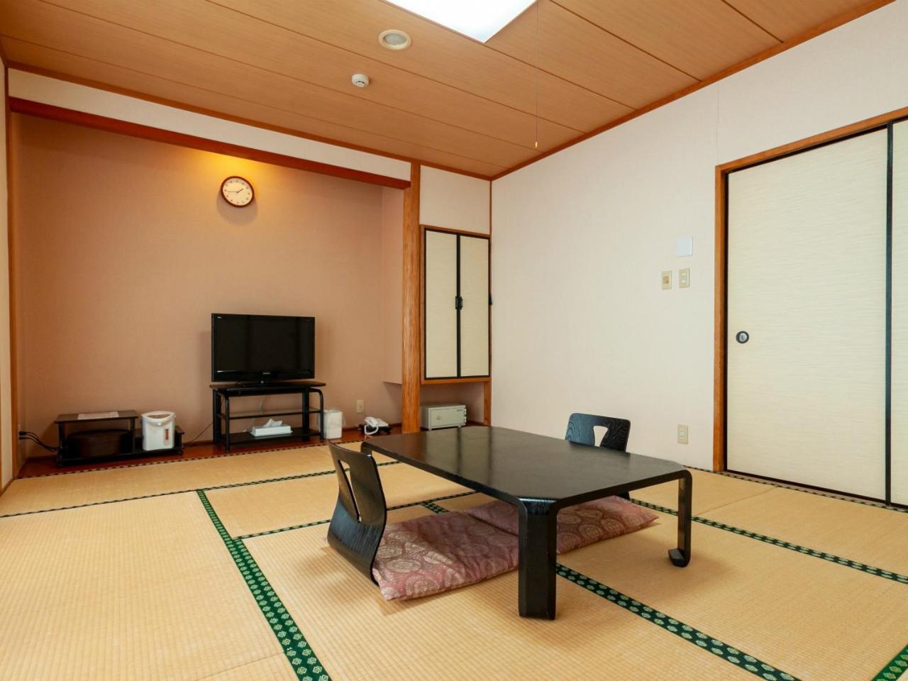 Shikino Mori Hotel Асо Екстериор снимка